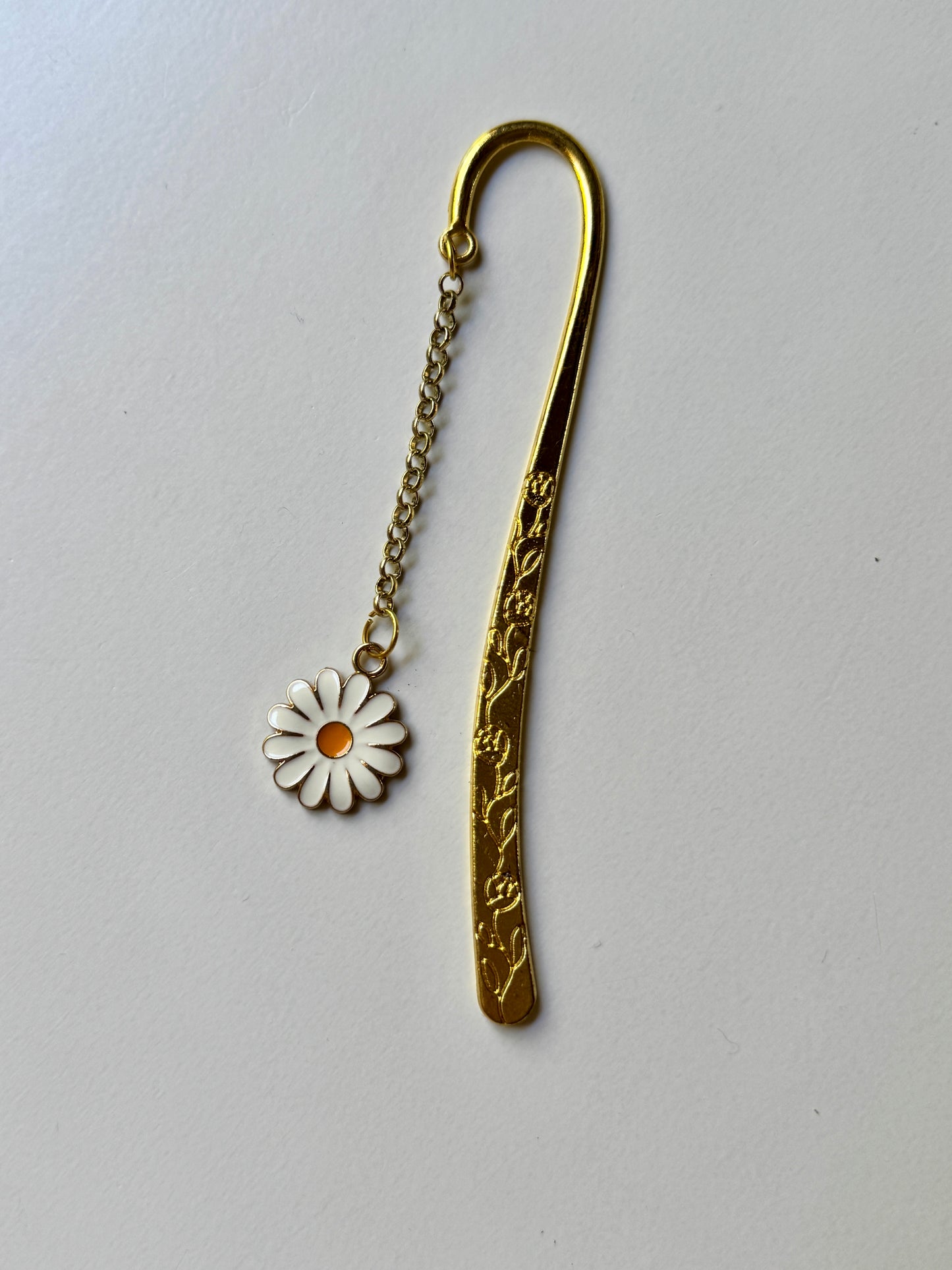 Bookmarks with chain and charm