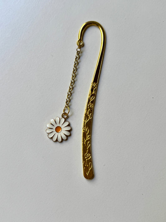Bookmarks with chain and charm